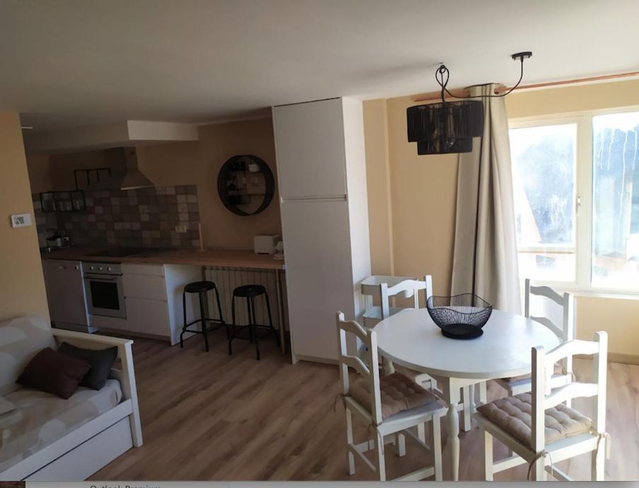 Check-In Casas El Rinconet Apartment Cerler Ngoại thất bức ảnh